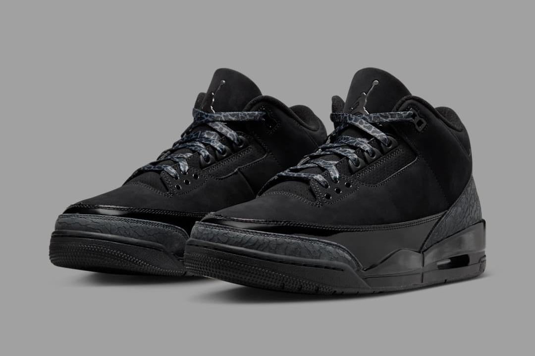 Air Jordan 3 Retro Black Cats