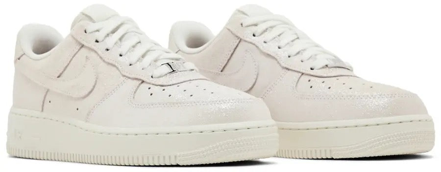 Wmns Air Force 1 '07 Sail Glittery Suede