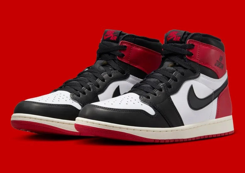 Air Jordan 1 Retro High OG Black Toe