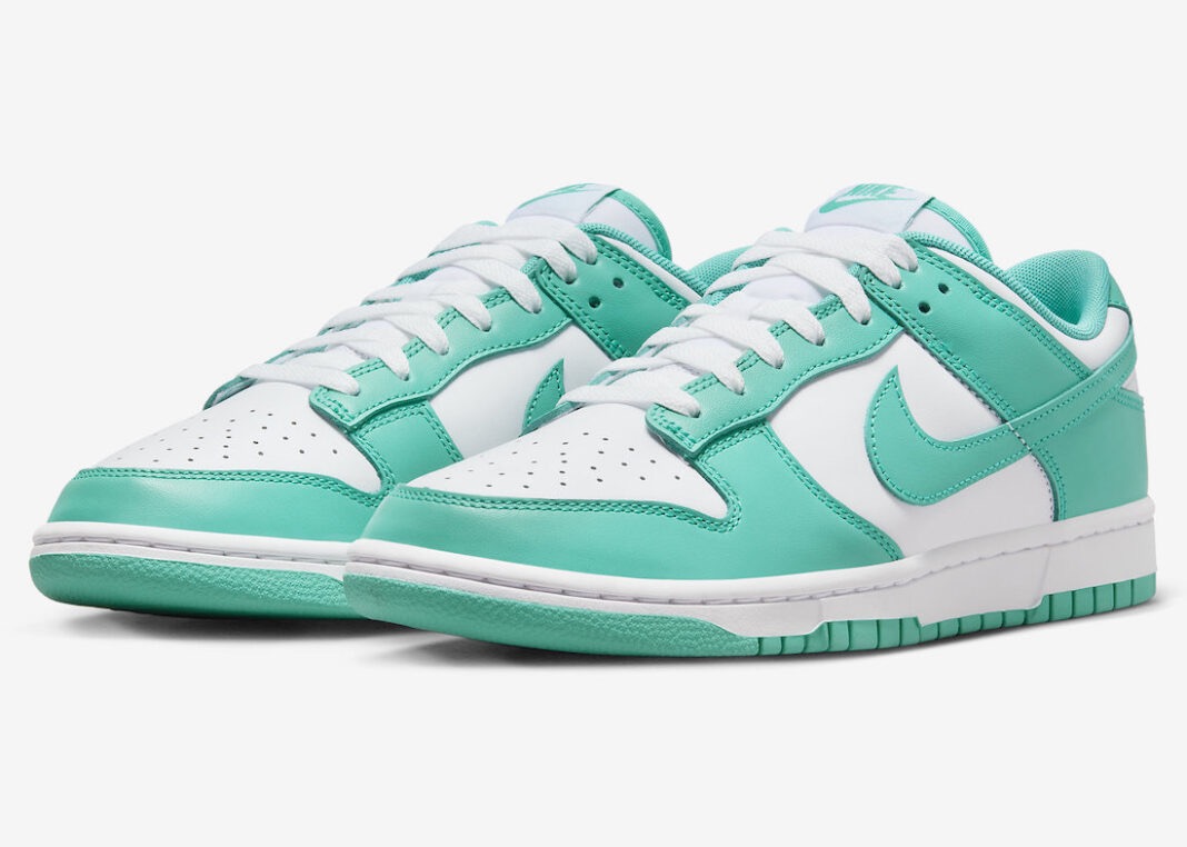 NIKE DUNK LOW RETRO BTTYS WHITE/CLEAR JADE-WHITE SIZE 10.5