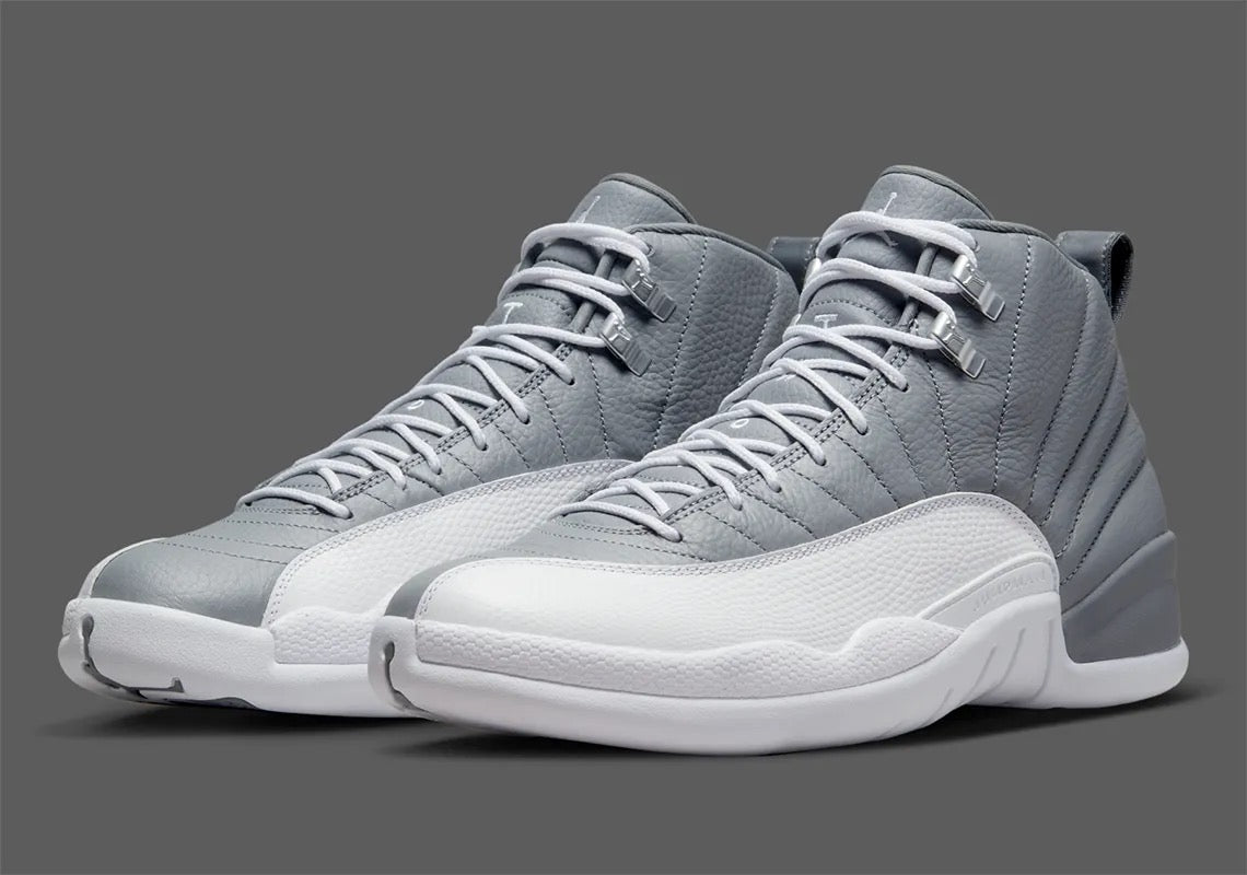 AIR JORDAN 12 RETRO STEALTH/WHITE-COOL GREY SIZE 10