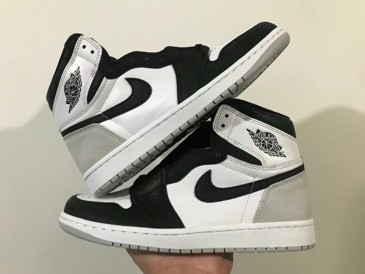 AIR JORDAN 1 RETRO HIGH OG WHITE/BLEACHED CORAL-BLACK SIZE 10.5