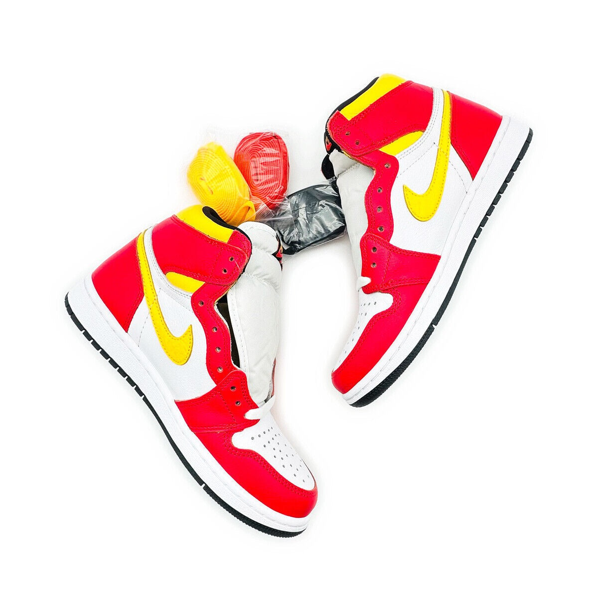 AIR JORDAN 1 RETRO HIGH OG LT FUSION RED/BLACK-WHITE SIZE 8