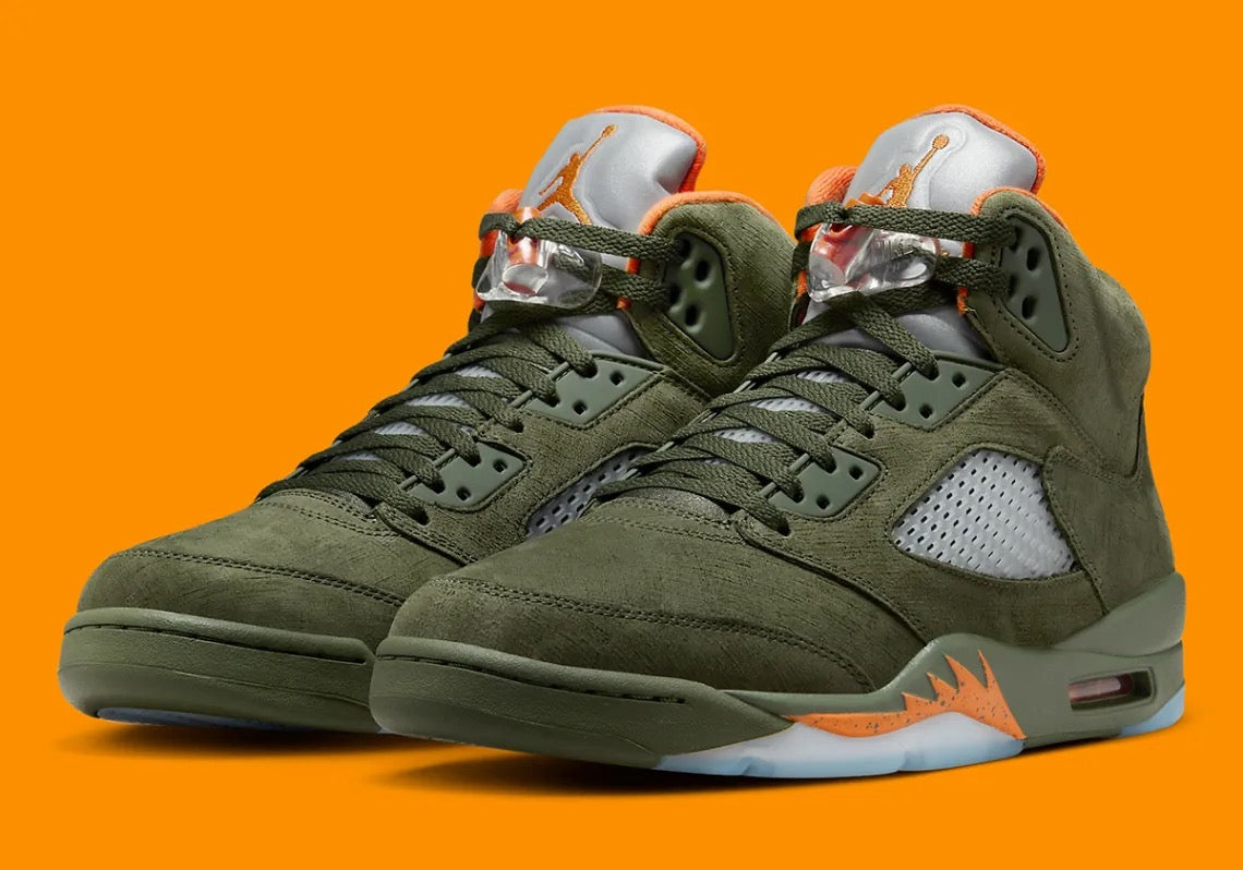 AIR JORDAN 5 RETRO ARMY OLIVE/SOLAR ORANGE SIZE 11.5