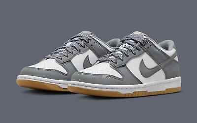 NIKE DUNK LOW GS WHITE/SMOKE GREY-LT IRON ORE SIZE 6Y