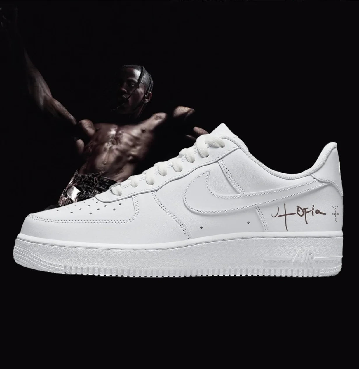 TRAVIS SCOTT AIR FORCE 1 '07 SIZE 10 WHITE/WHITE