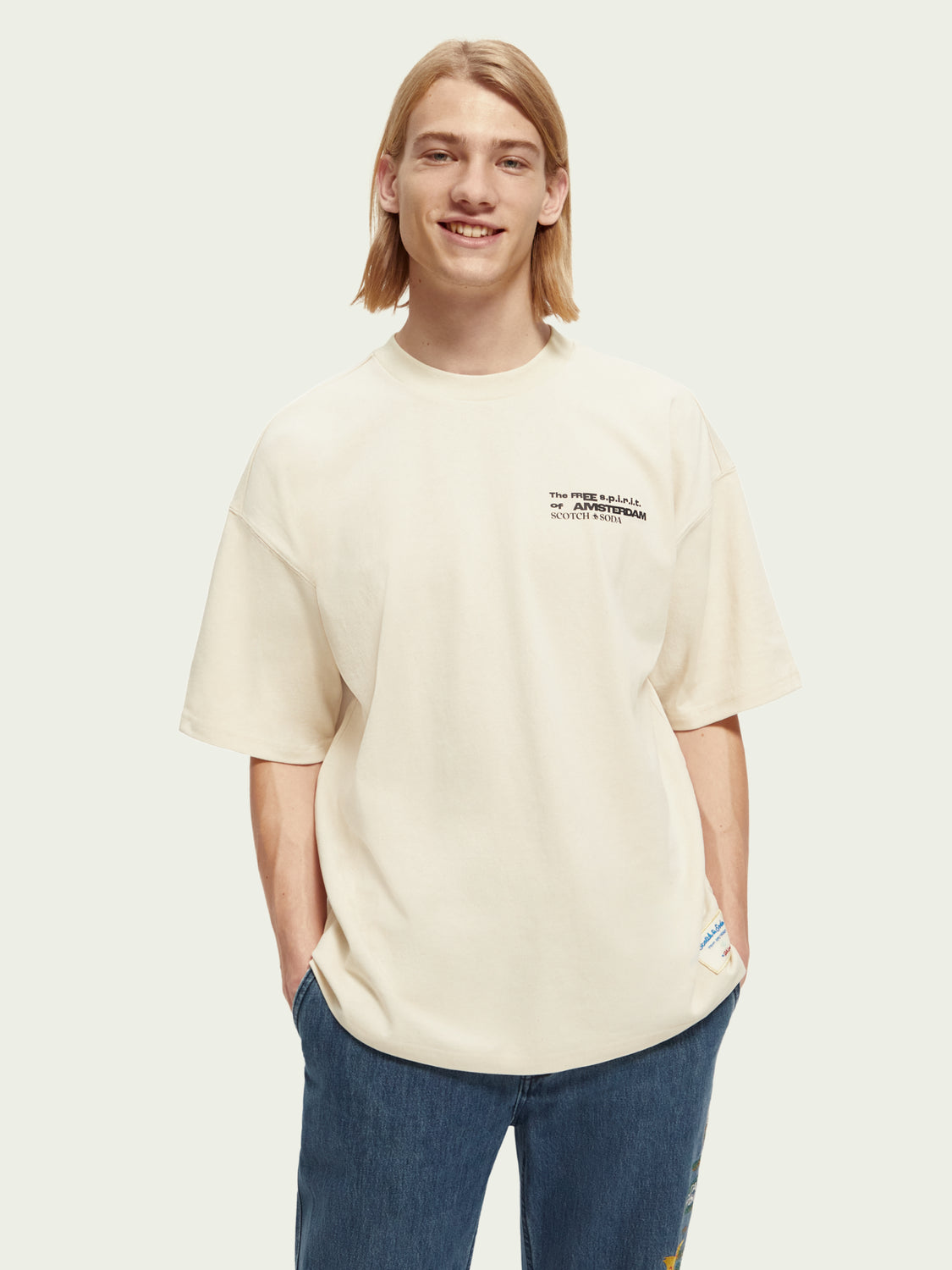 Embroidered jersey artwork T-shirt